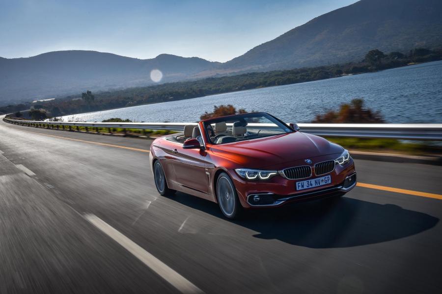  BMW 420i Convertible Luxury Line 2017 года  (ZA) (фото 2 из 30)